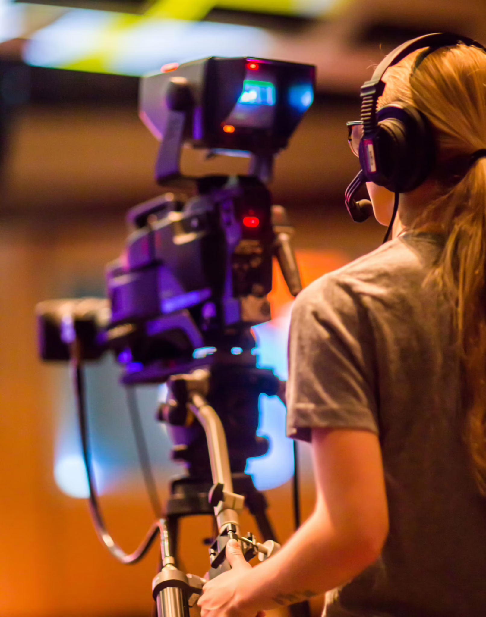 On Air and On Point: Mastering Media Relations with Broadcast and Radio Journalists image